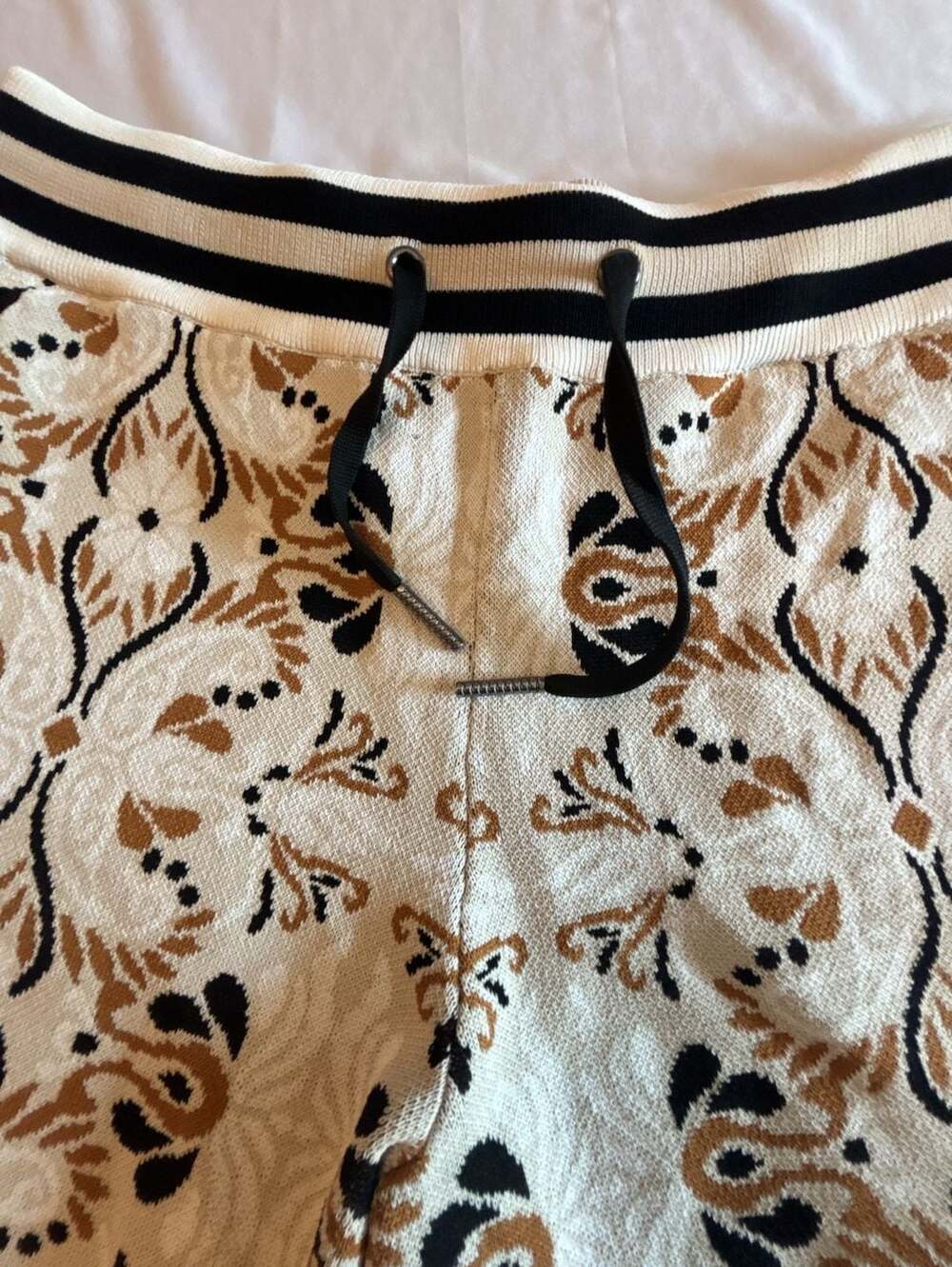 Murano Mens Knit Floral Pattern Drawstring Shorts Size M - Picture 2 of 5